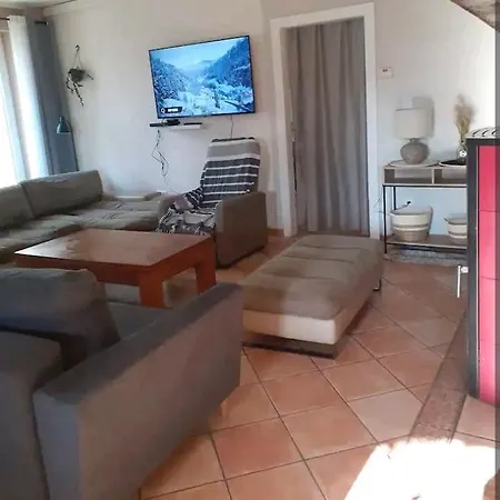 Maison Familiale A A 30 Minutes Des Plages Holiday home Laluque